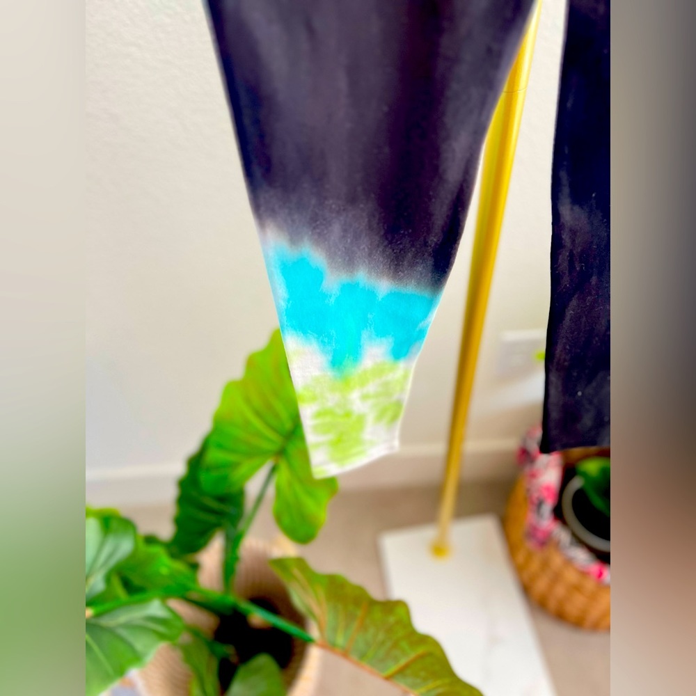 Electric & Rose - Picture 3 of 10